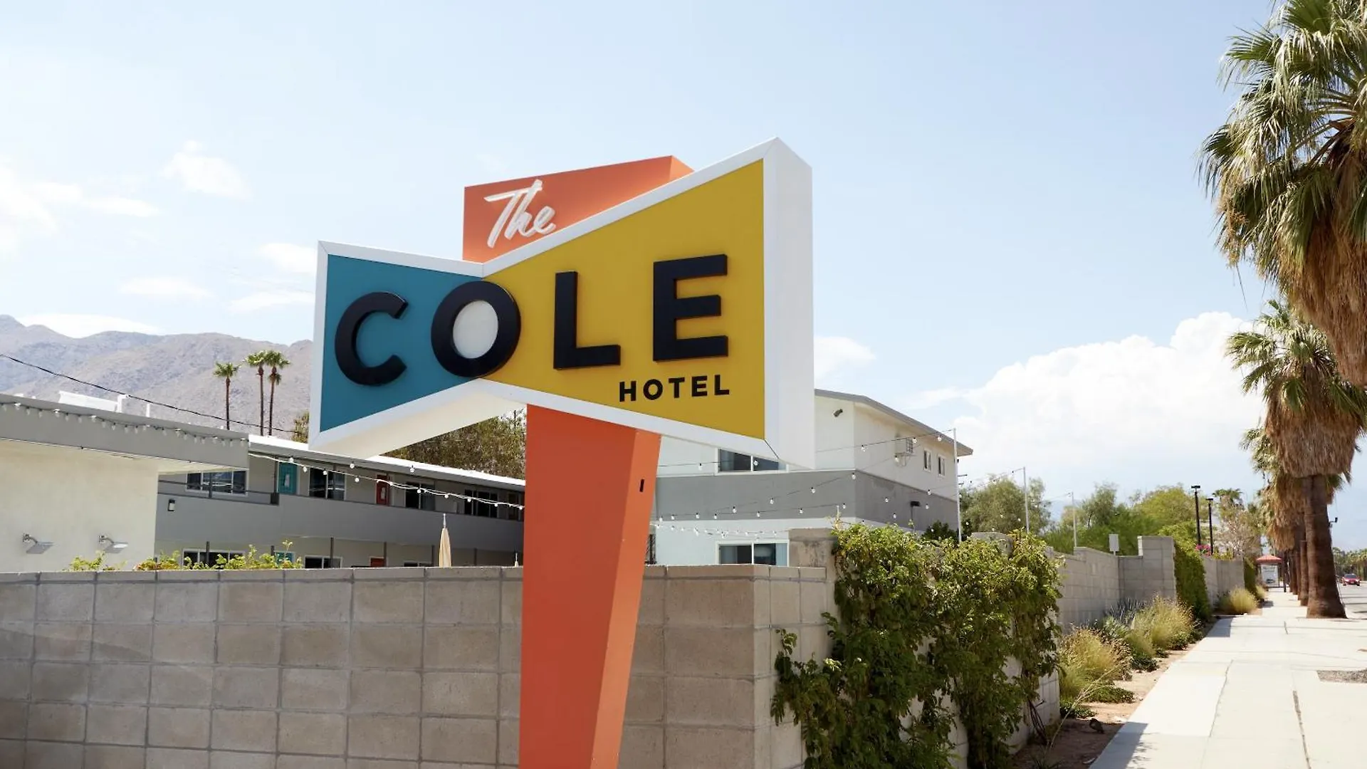 Отель The Cole (Adults Only) Палм-Спрингс